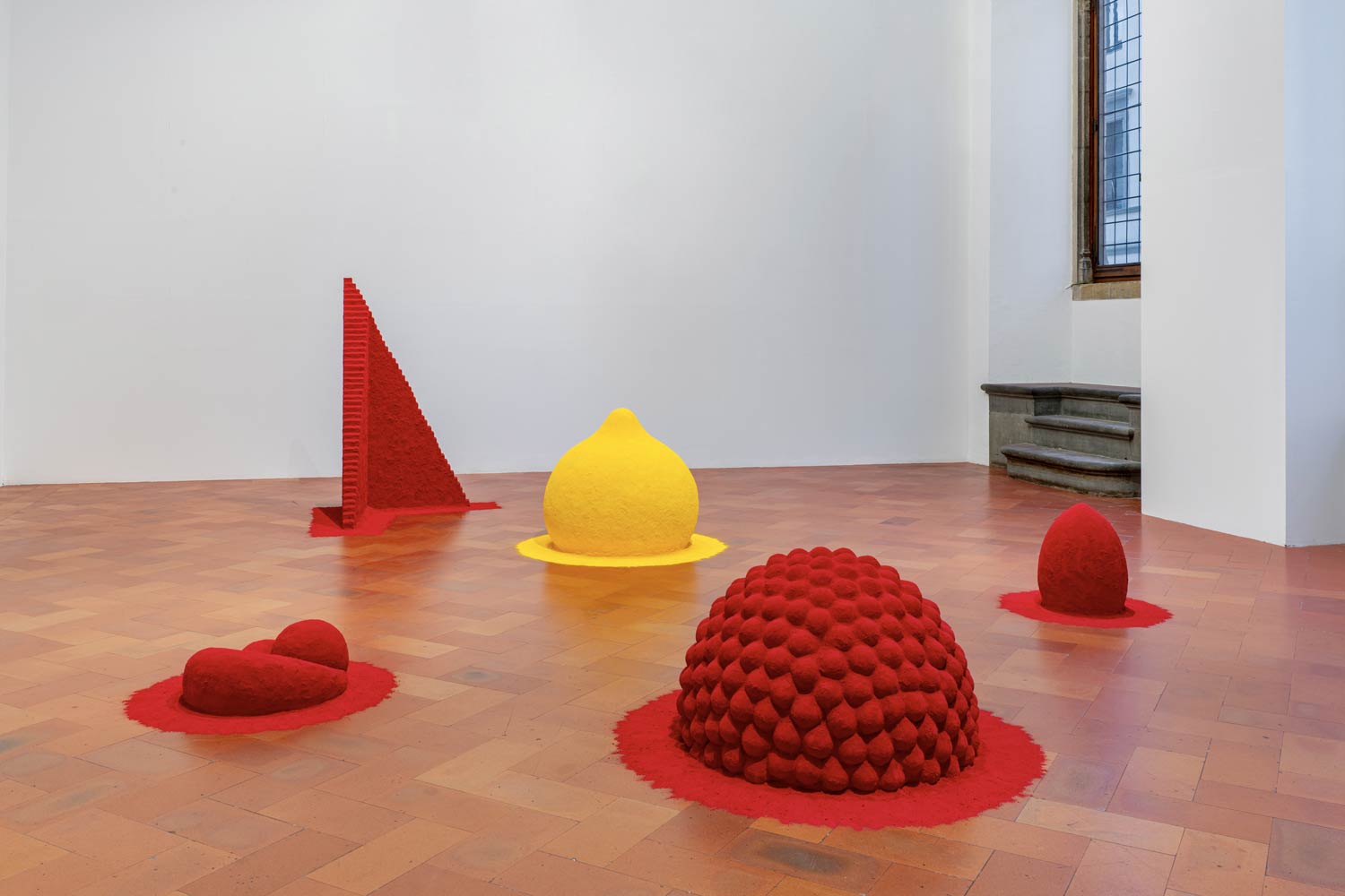 Anish Kapoor To Reflect an Intimate Part of the Red (1981)
