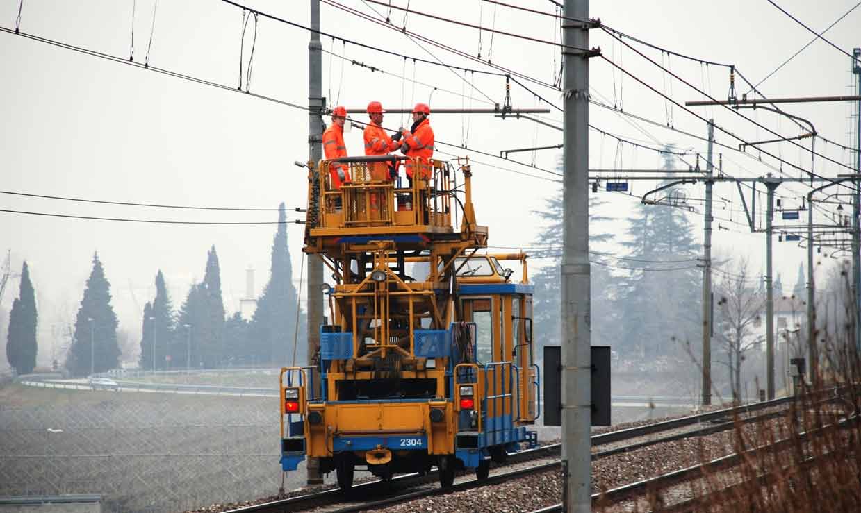 Interventi su linea ferroviaria