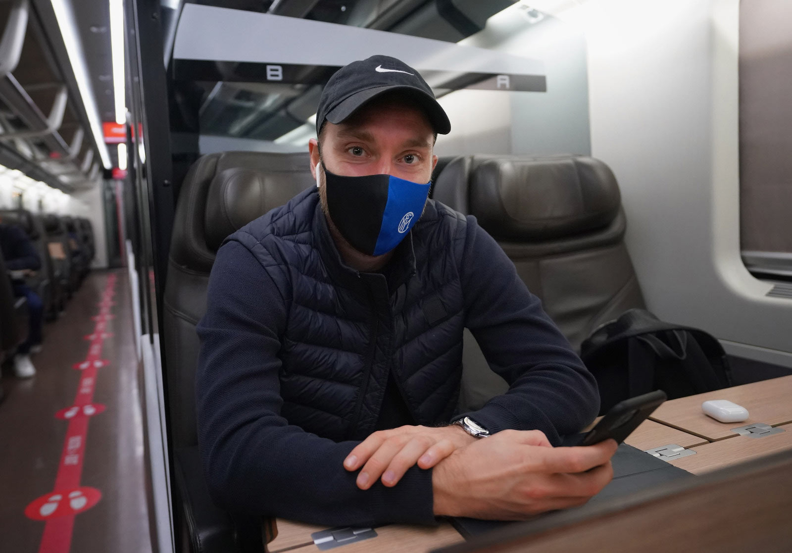 Il centrocampista danese dell'Inter Christian Eriksen a bordo del Frecciarossa per la trasferta dei nerazzurri a Firenze, in occasione della gara contro la Fiorentina valida per gli ottavi di finale di Coppa Italia 2021