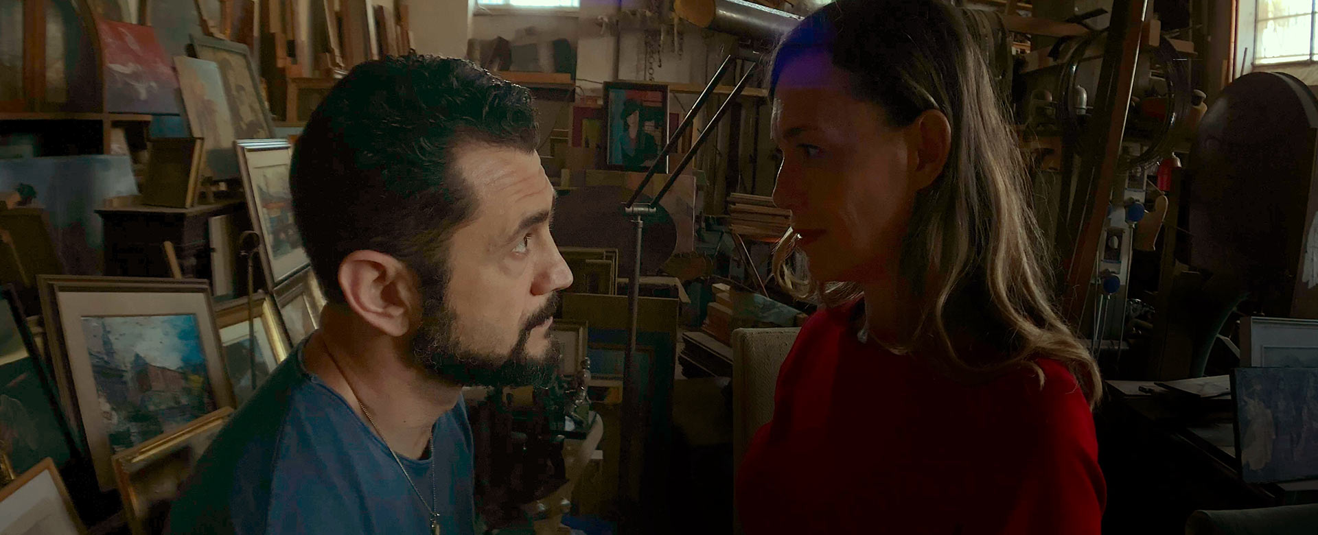 Vinicio Marchioni e Milena Mancini in una scena del film Il giorno e la notte