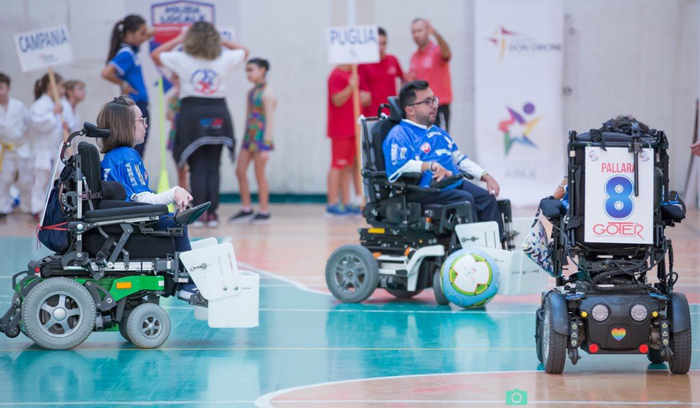 Donato Grande in un'azione di gioco di powerchair football, il calcio in carrozzina ©Pasquale D’Orsi