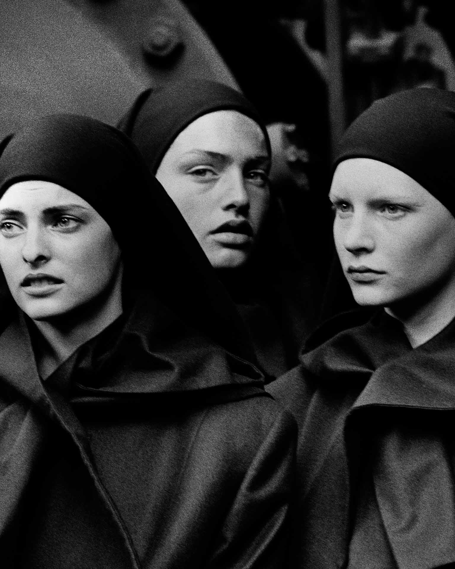 Linda Evangelista, Michaela Bercu e Kirsten Owen