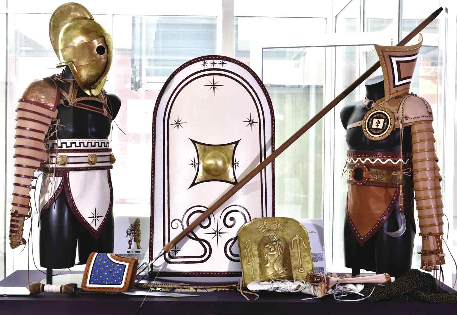 Riproduzioni dei costumi e delle armi dei gladiatori © Giorgio Albano