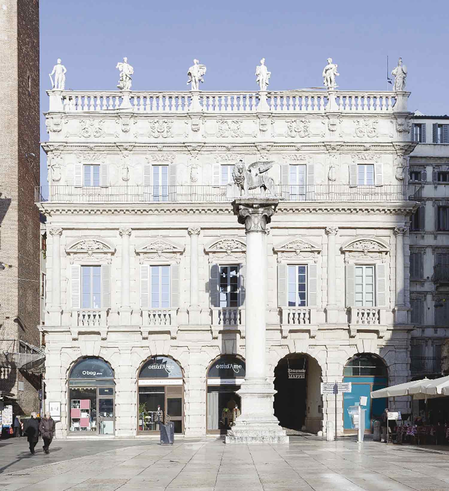 Facciata di Palazzo Maffei