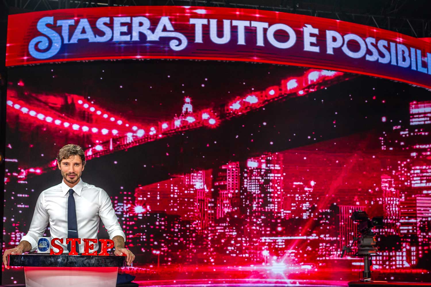 Stefano De Martino nell’edizione 2022 di Stasera tutto è possibile