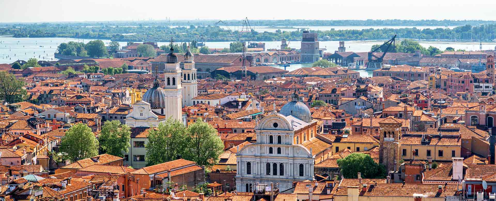 Una veduta di Venezia con la chiesa di San Zaccaria