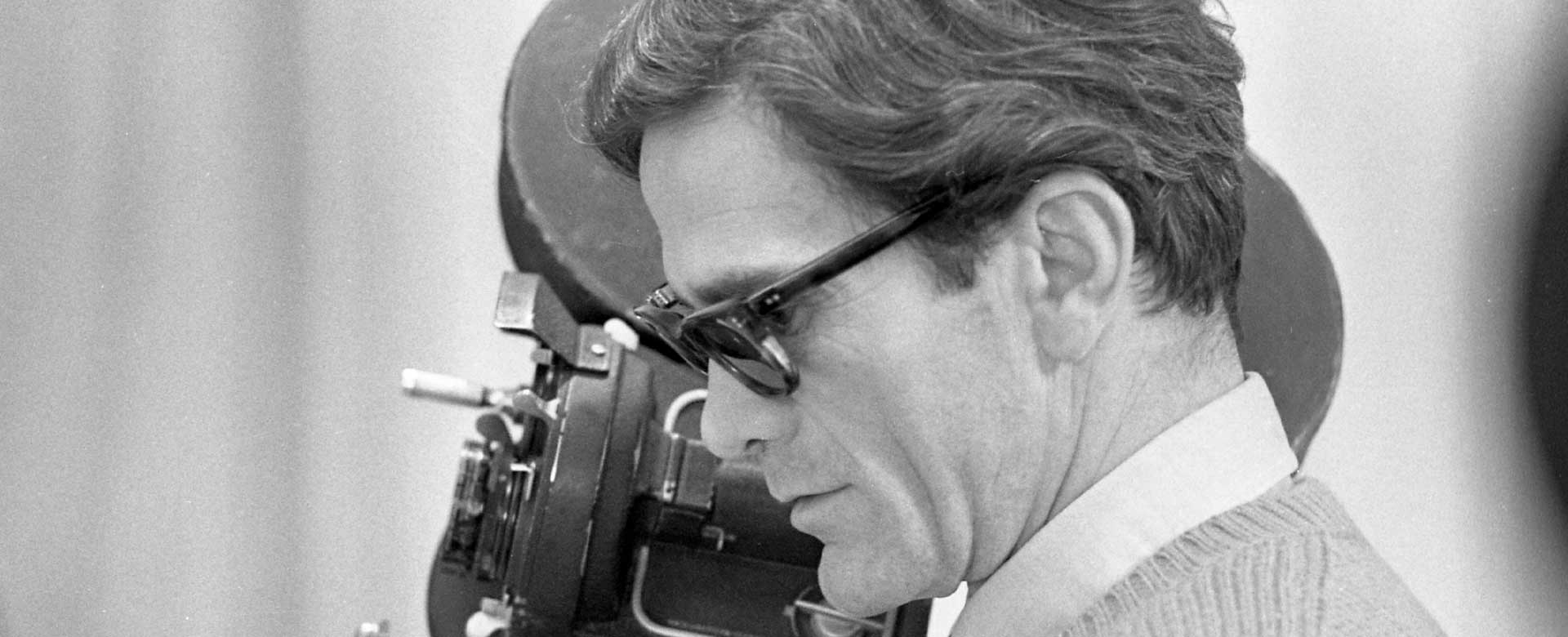 Pasolini sul set di Teorema (1968)