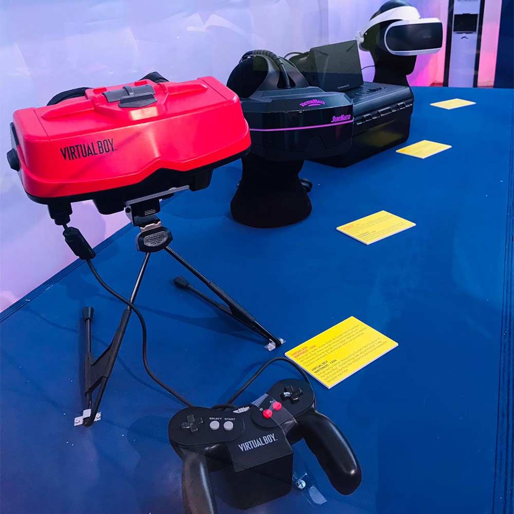Nintendo VirtualBoy, PlayStation VR e altri visori per la realtà virtuale
