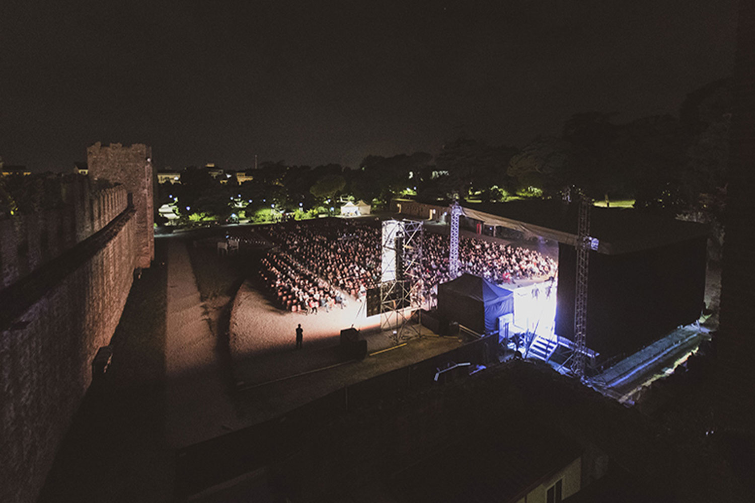 Visuale dall'alto del palco di EstEstate 2021 a Este (Padova)