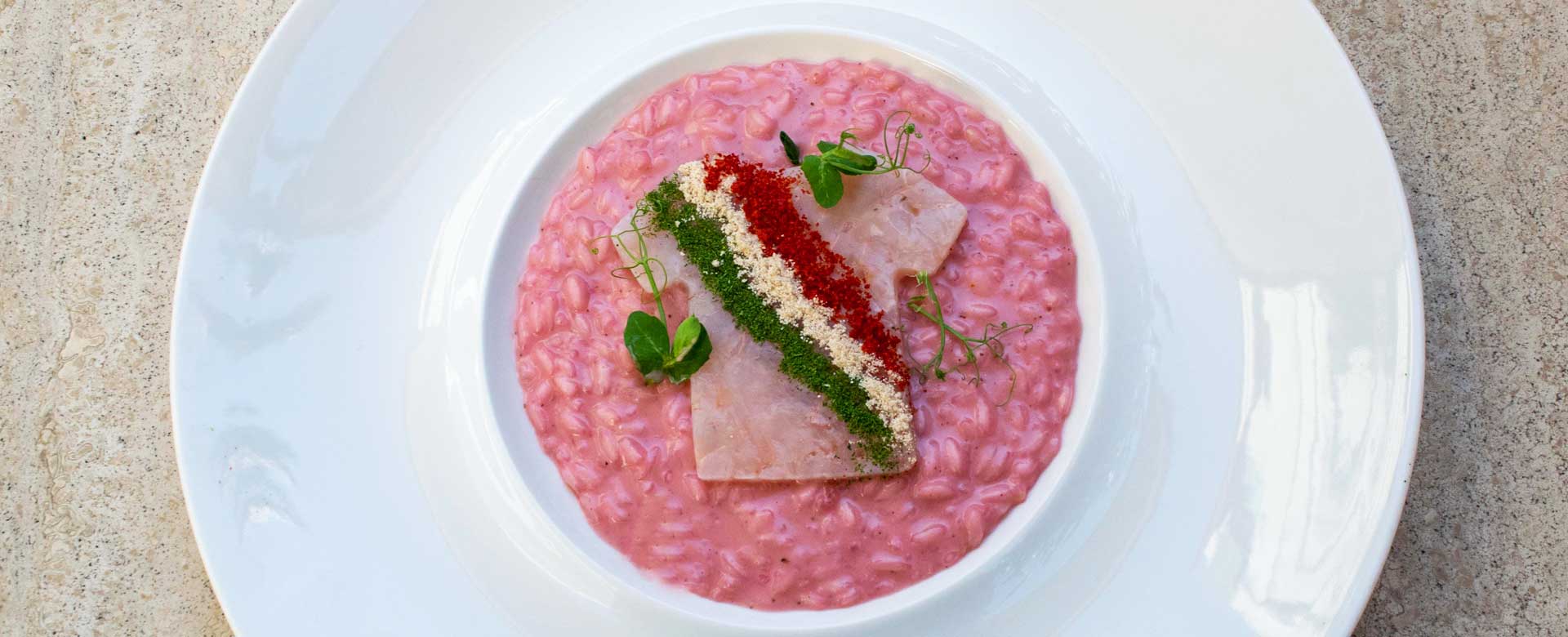 Il Riso rosa, piatto dell'Hosteria Bugiarda (Bacoli NA) dedicato al Giro d'Italia 2022