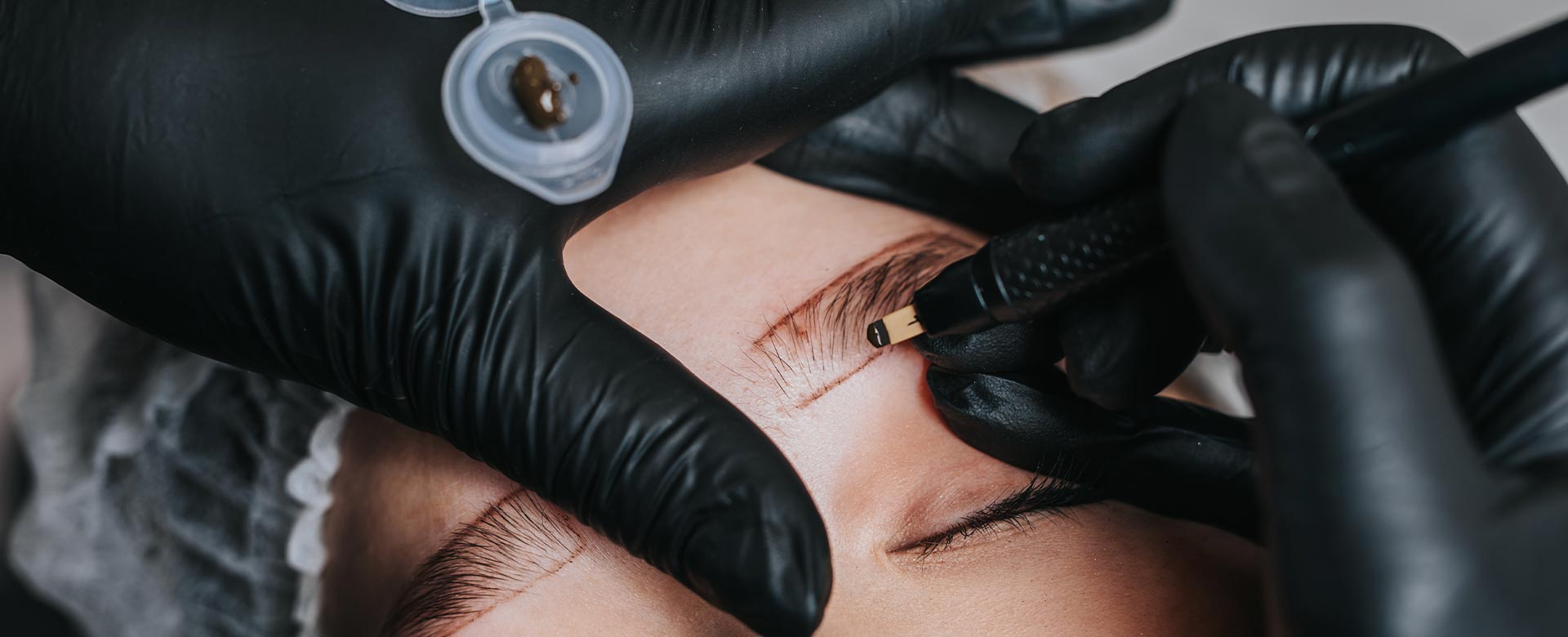 Microblading sopraccigliare