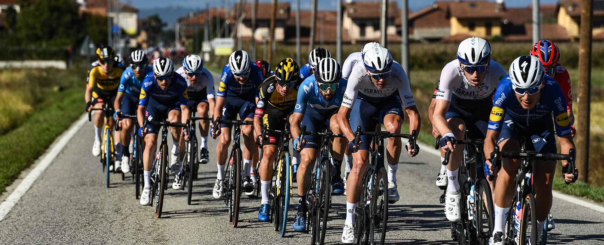 Ciclismo, MilanoTorino Trenitalia è Official green carrier