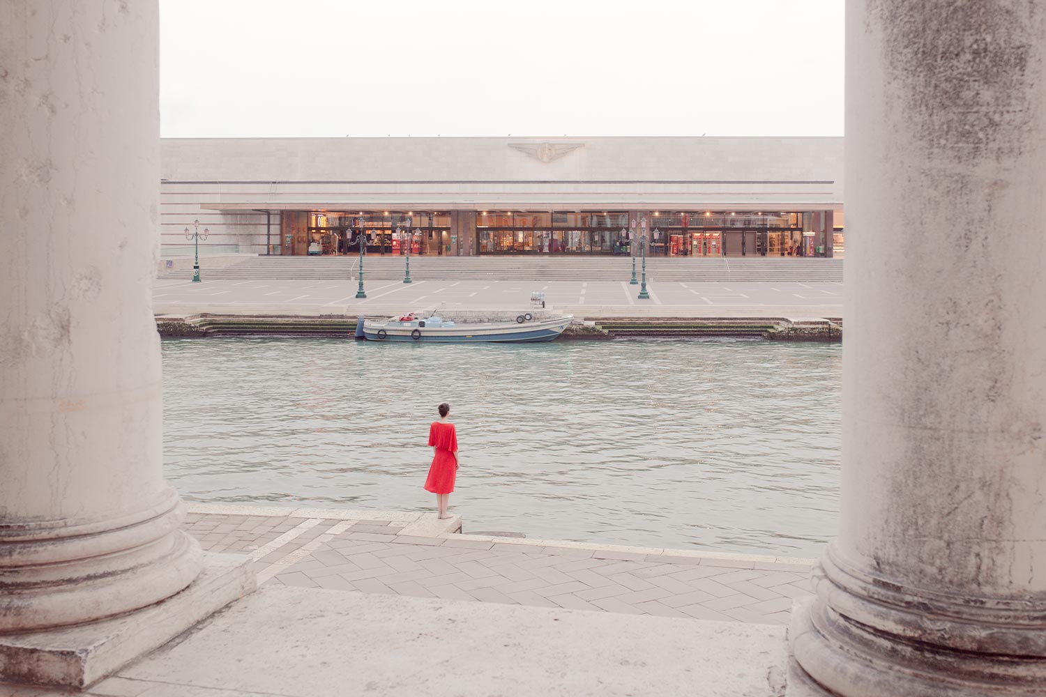 Stazione di Venezia Santa Lucia (2022) di Anna di Prospero