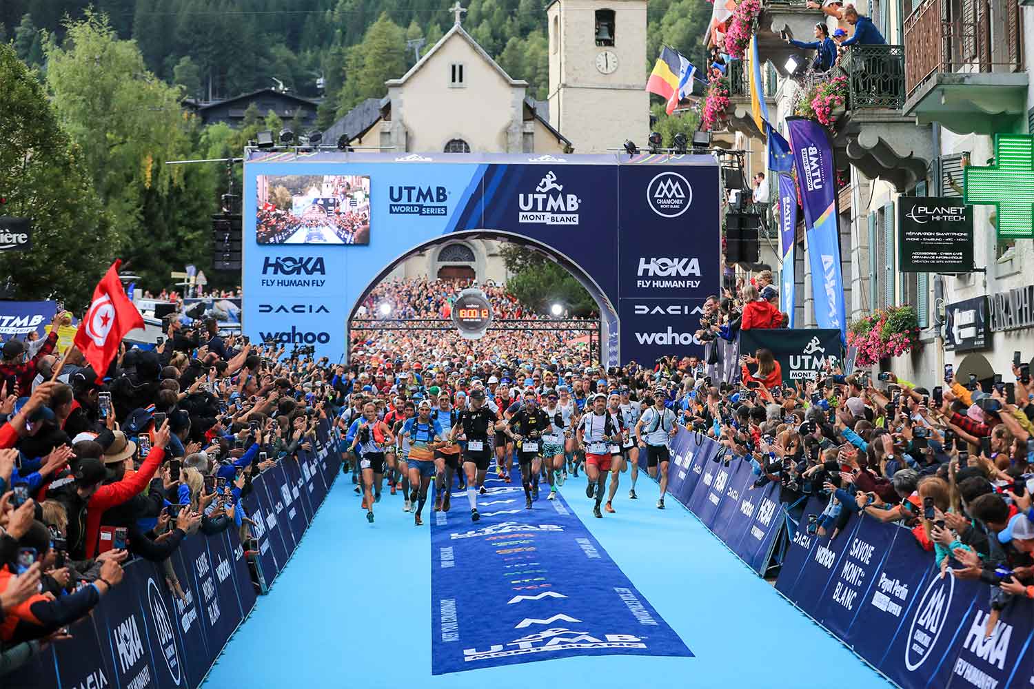 Partenza della Ultra-Trail du Mont-Blanc (2022)