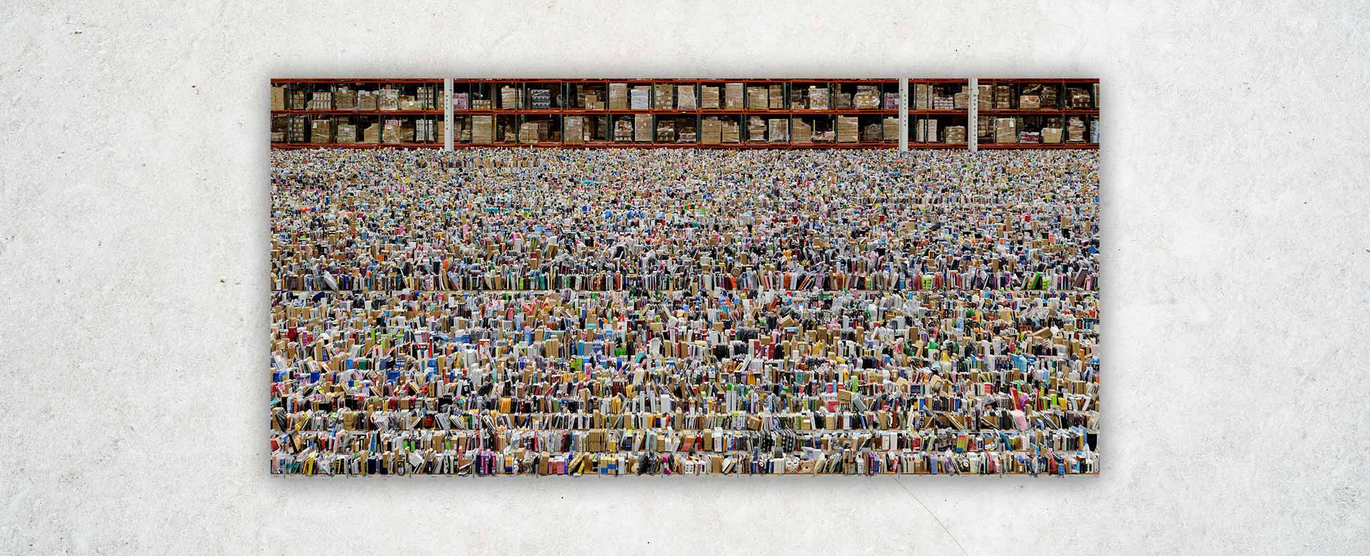 Andreas Gursky, Amazon , 2016 © ANDREAS GURSKY, by SIAE 2023 Courtesy: Sprüth Magers