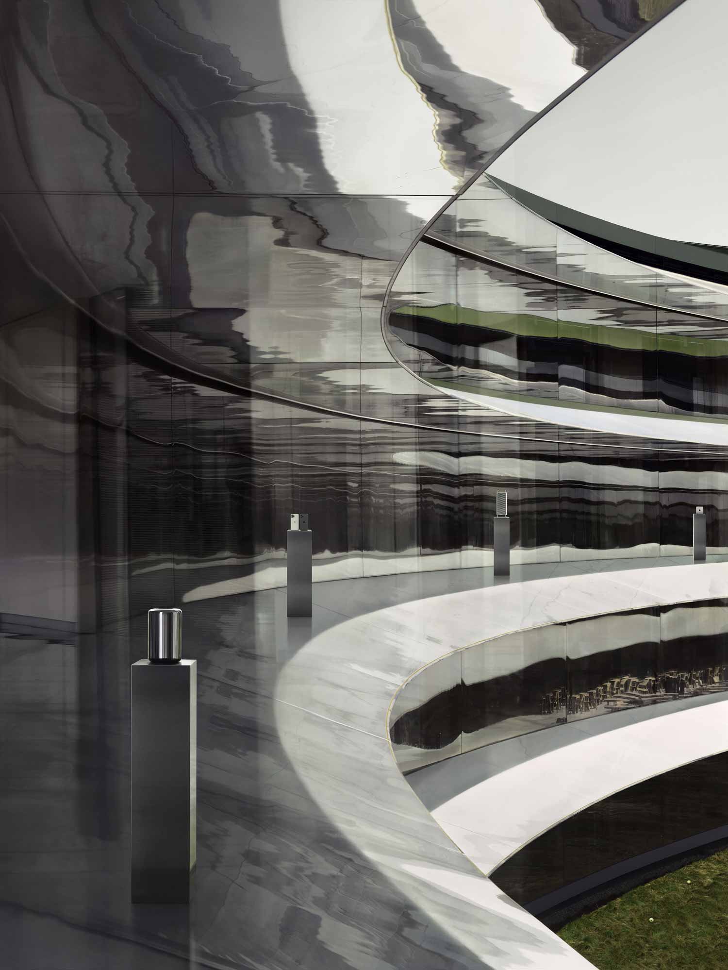 Andreas Gursky, Apple , 2020 © ANDREAS GURSKY, by SIAE 2023 Courtesy: Sprüth Magers