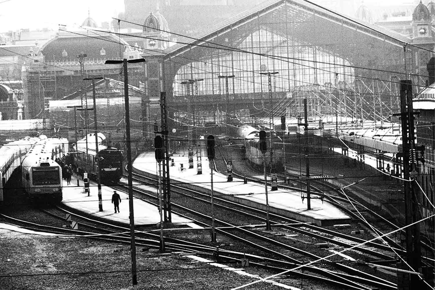 Sarah Moon, Paris Gare de Lyon (2022)