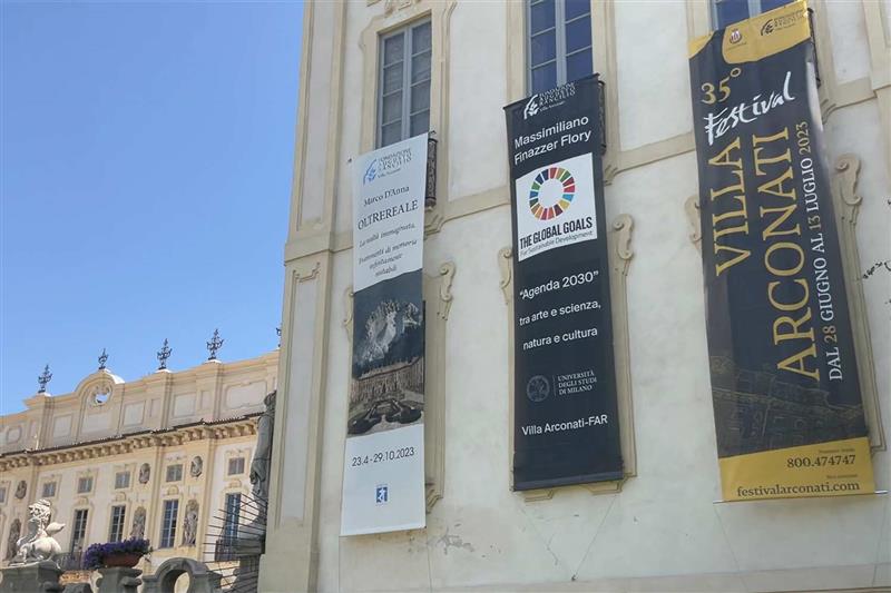 insegne del festival di villa arconati