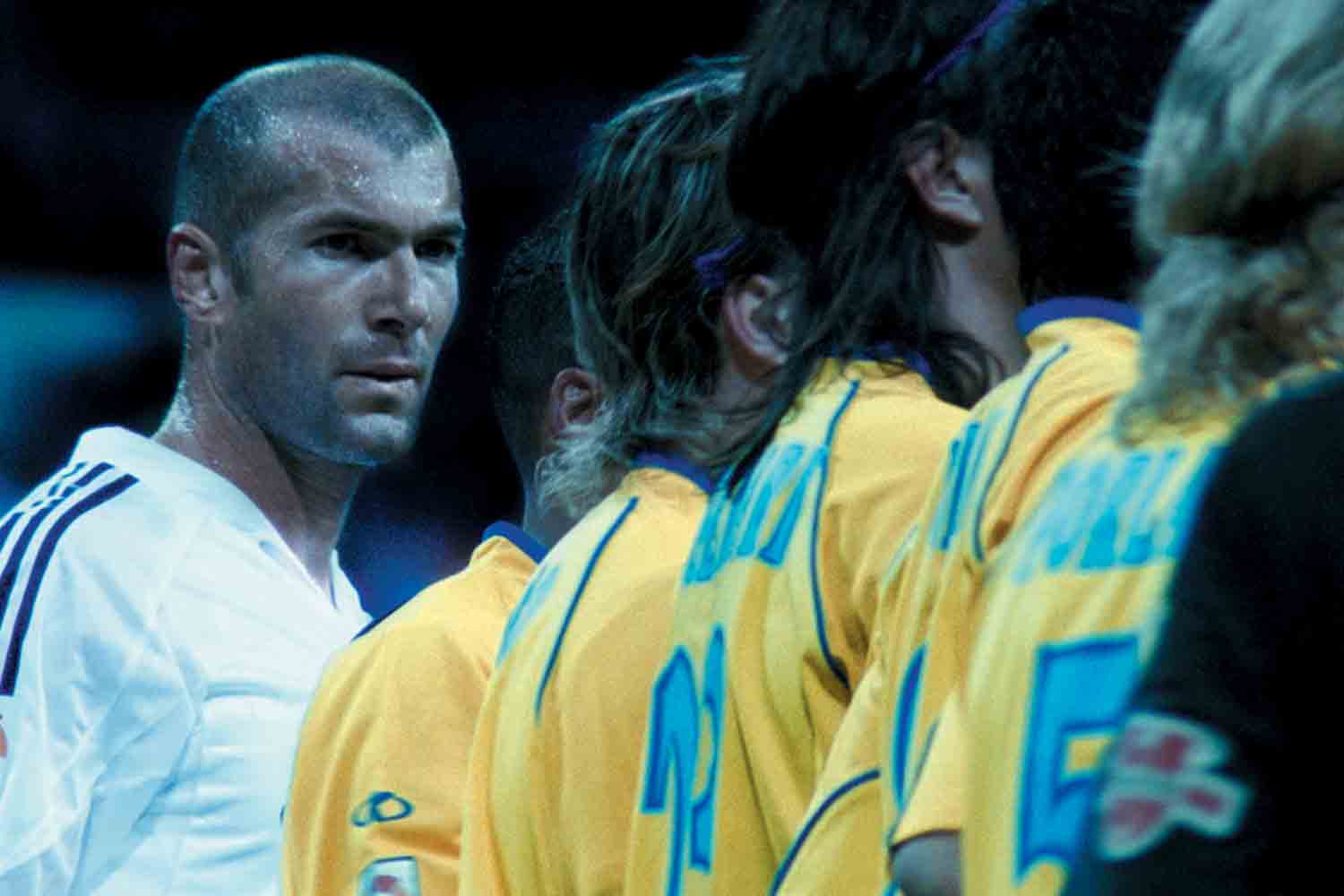 Douglas Gordon e Philippe Parreno, Zidane. A 21st Century Portrait (2005) Courtesy Fondazione Sandretto Re Rebaudengo - Mostra Reaching for the Stars. Da Maurizio Cattelan a Lynette Yiadom-Boakye