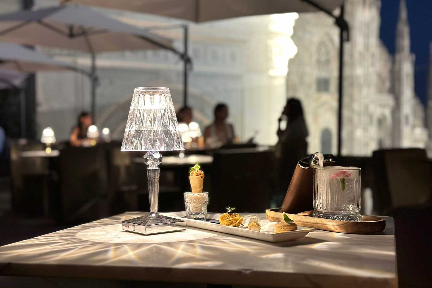 bar