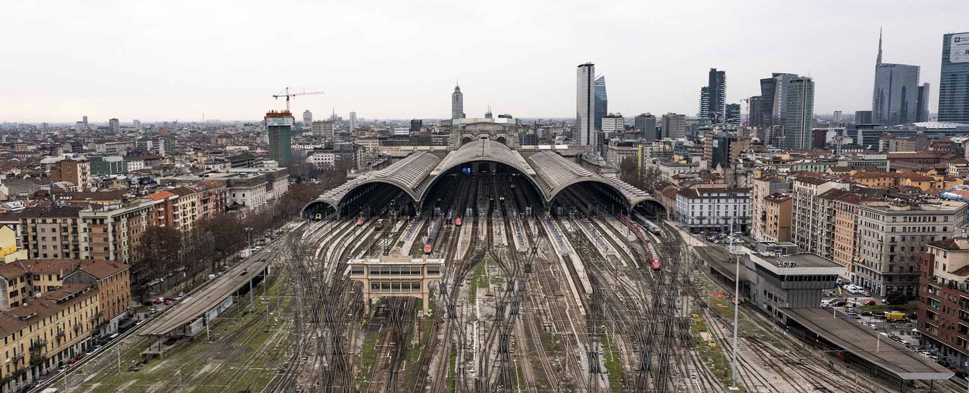 x factor, trenitalia, milano centrale