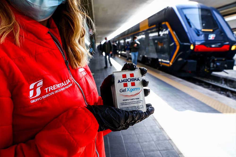 Trenitalia: 10mila dispenser Amuchina su 1.200 treni regionali