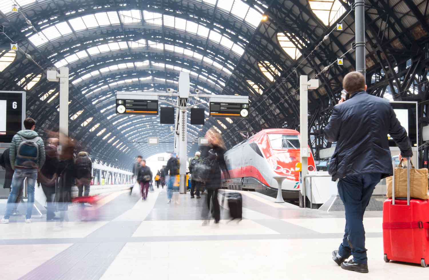 Stazione ferroviaria di Milano Centrale