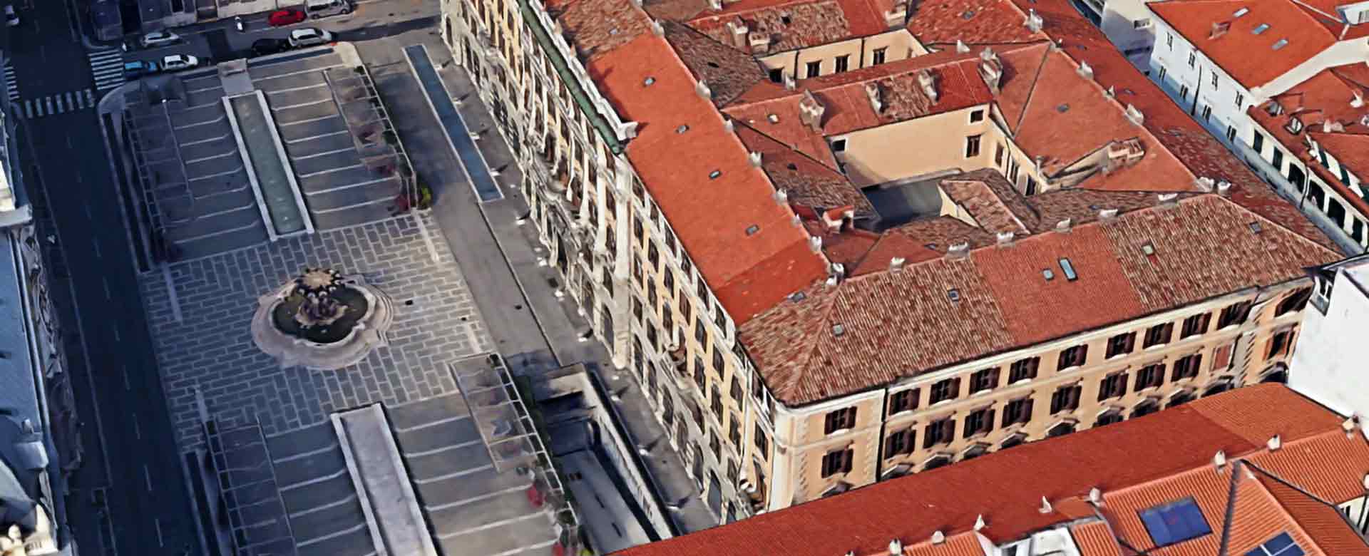 Immagine dell'ex Palazzo Compartimentale di Trieste