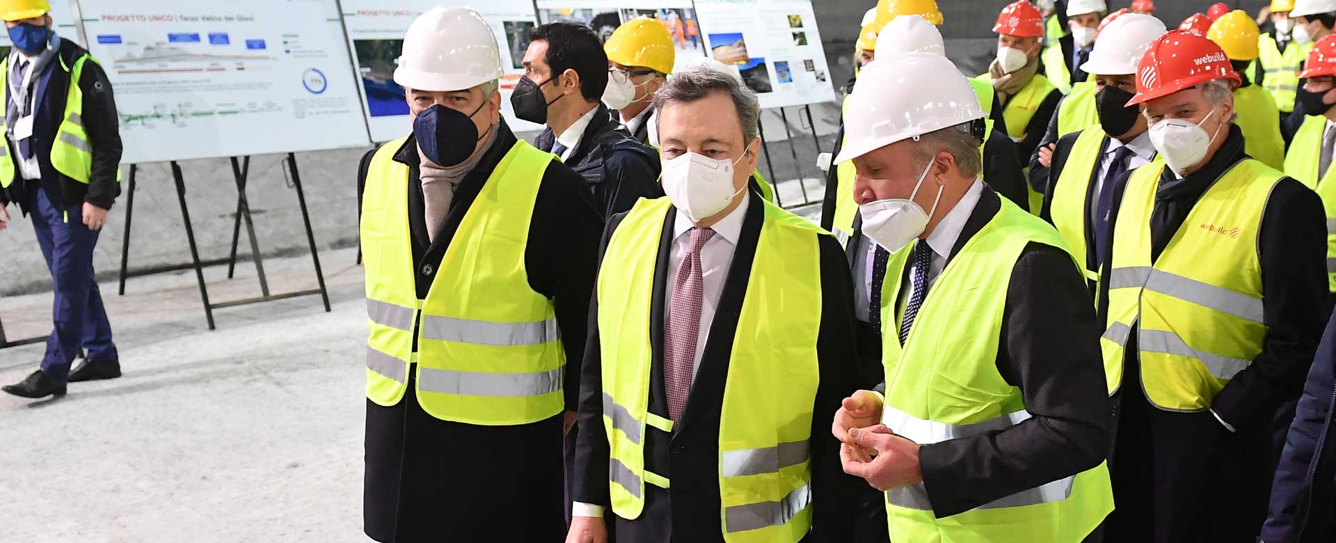Mario Draghi nel cantiere del terzo Valico di Genova