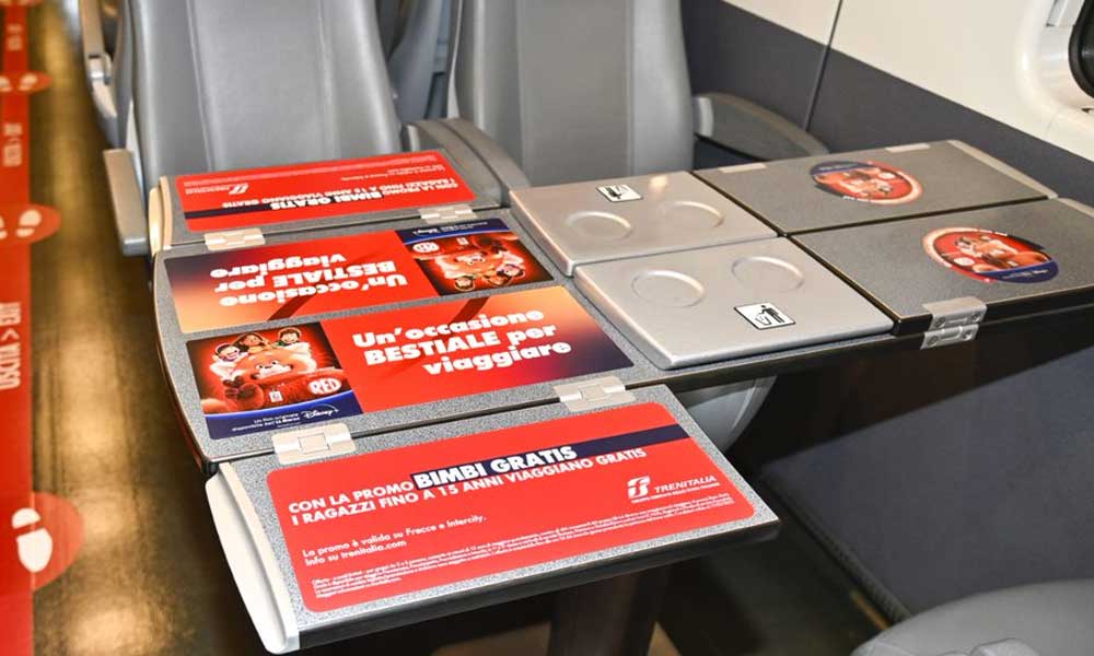 Tavolini Frecciarossa con grafica Red