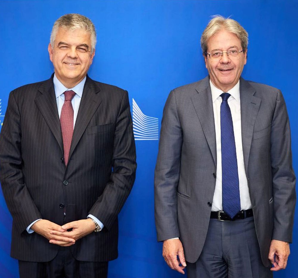 L'AD del Gruppo FS Italiane Luigi Ferraris con il Commissario Europeo per l’Economia e le Finanze Paolo Gentiloni