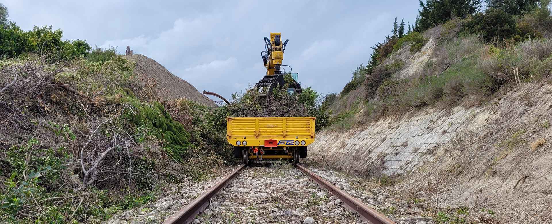 Lavori per il ripristino della linea ferroviaria storica Noto-Pachino in Sicilia
