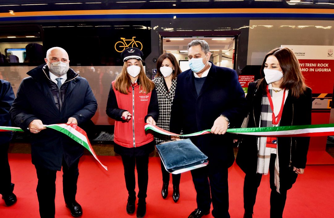 Cerimonia di consegna nuovi treni regionali Rock Trenitalia Liguria