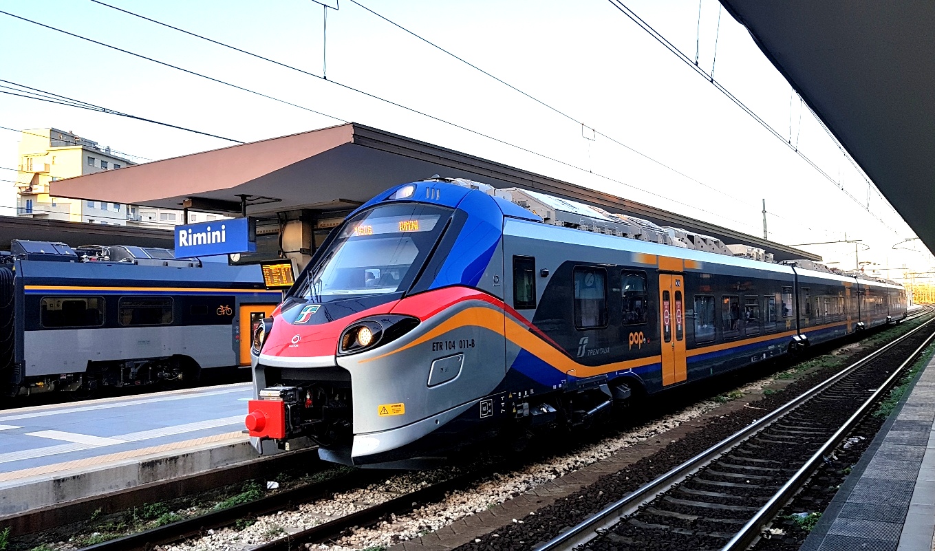 Treno regionale Pop Trenitalia