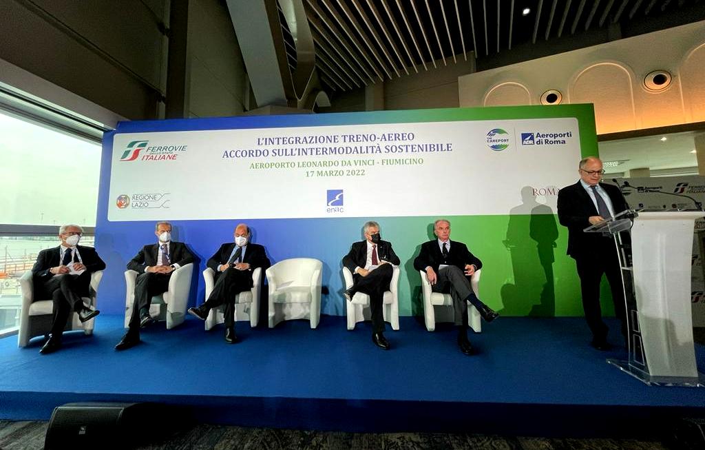 Presentazione accordo tra FS e Aeroporti di Roma