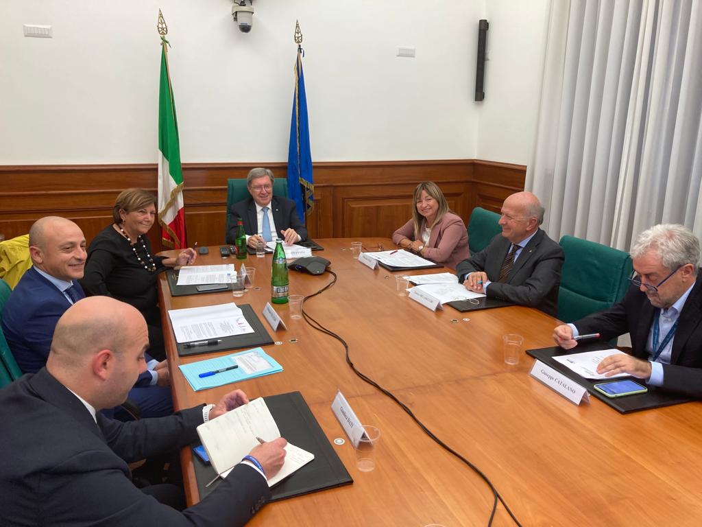 Firma Protocollo d'Intesa collegamento AV Umbria e Toscana