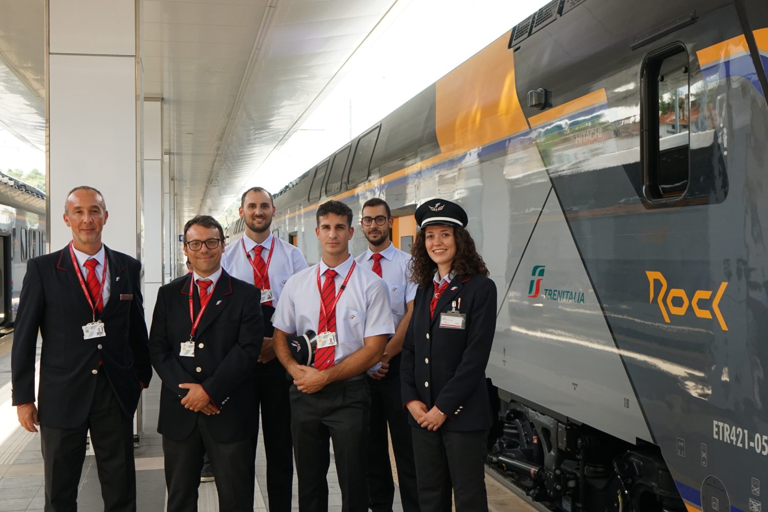 Treno Rock nella stazione di Ancona