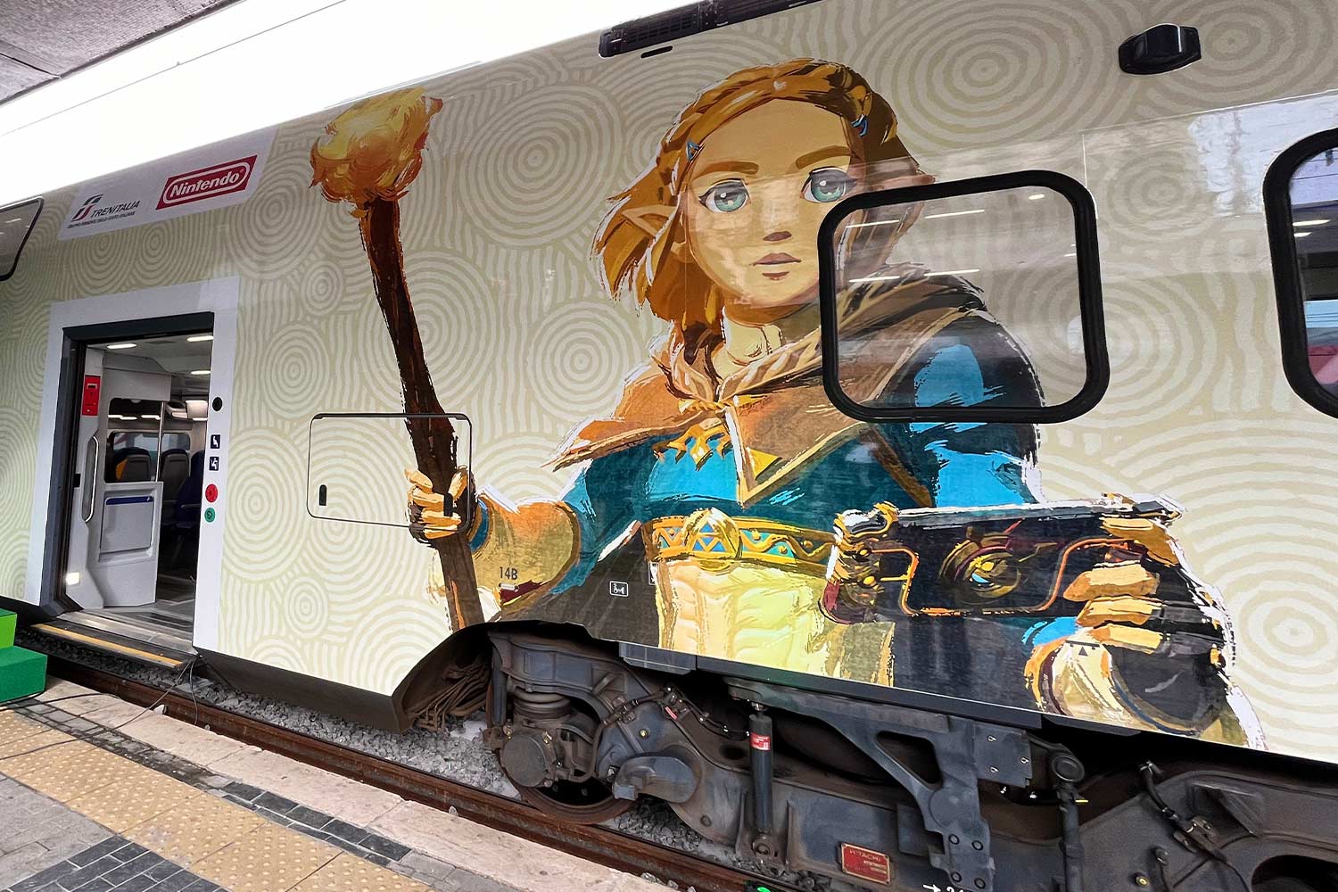 treno livreato the legend of zelda