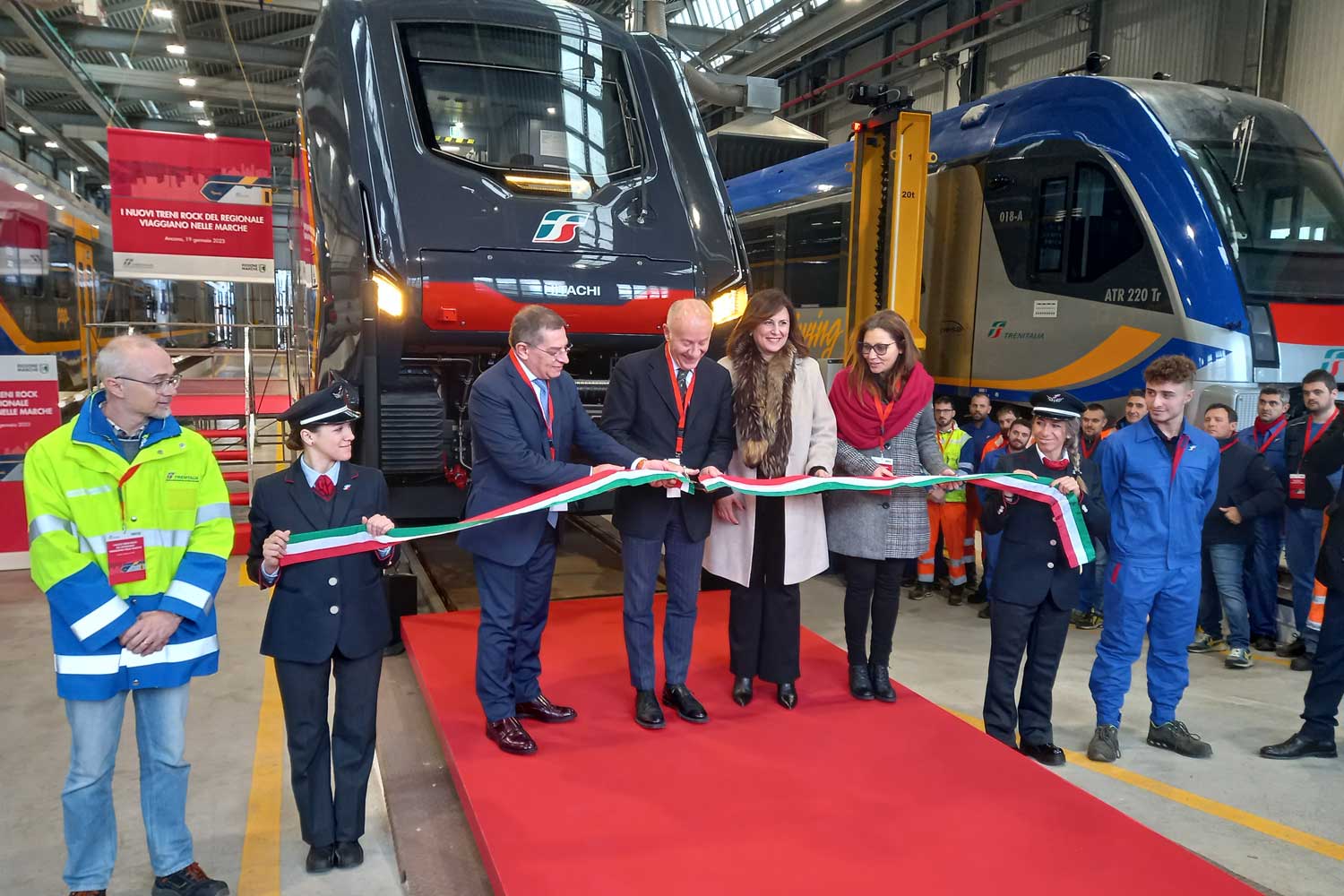 Consegna treno Rock ad Ancona