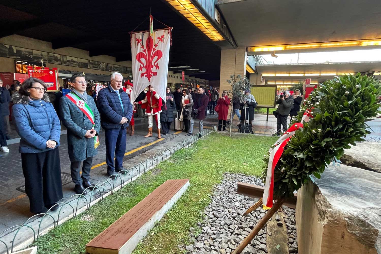 Commemorazione giornata memoria stazione firenze