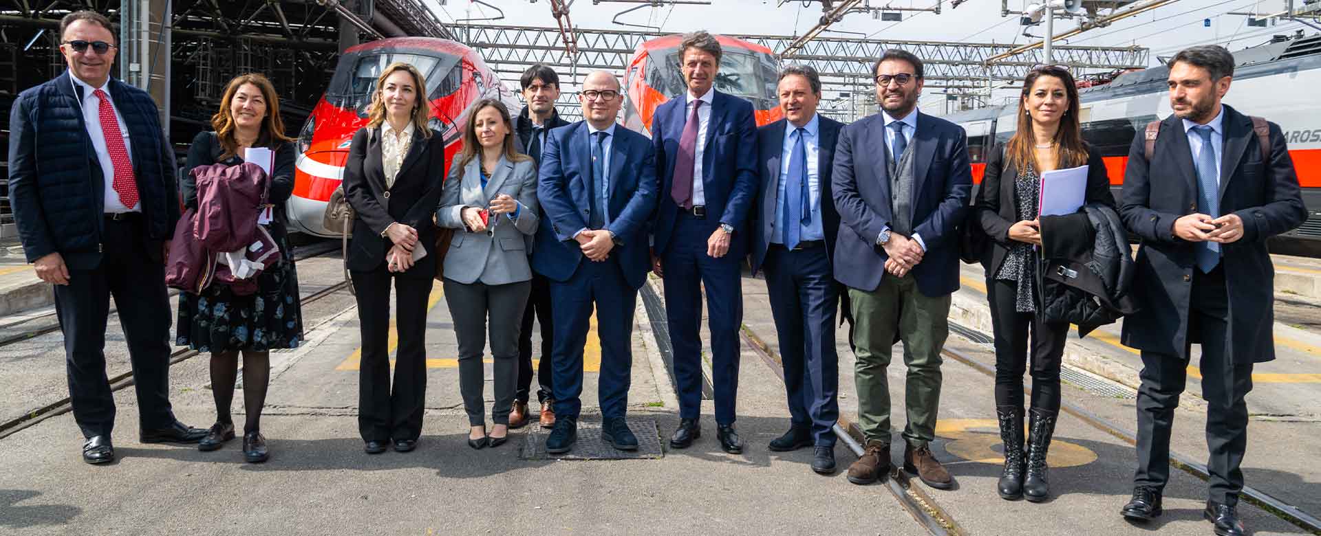 Foto visita dei Parlamentari a Napoli