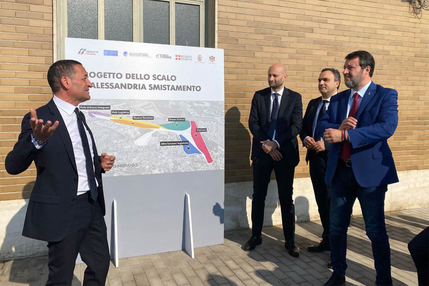 Foto di Umberto Lebruto, Giampiero Strisciuglio, Lucio Menta con Matteo Salvini