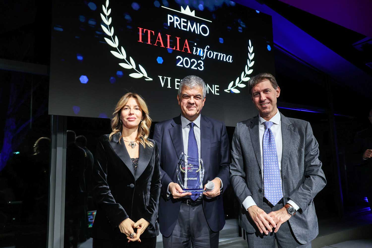Luigi Ferraris Ad del Gruppo FS, riceve a Roma il Premio Italia Informa 2023