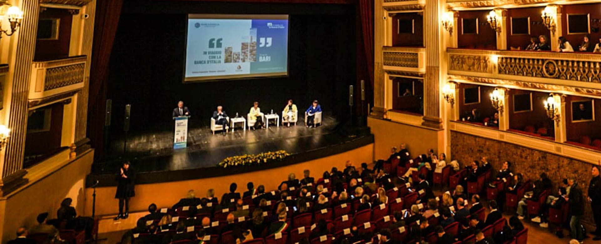 L’incontro organizzato da Banca d’Italia nel Teatro comunale Niccolò Piccinni di Bari
