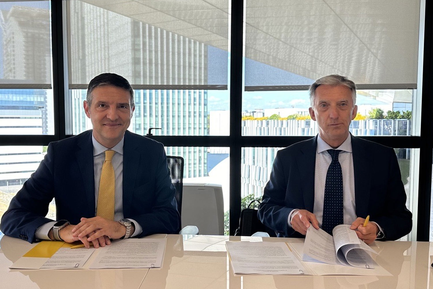 Roberto Tundo, Chief Technology, Innovation & Digital Officer del Gruppo FS Italiane e Giuseppe Ricci, Direttore Generale Energy Evolution di Eni.