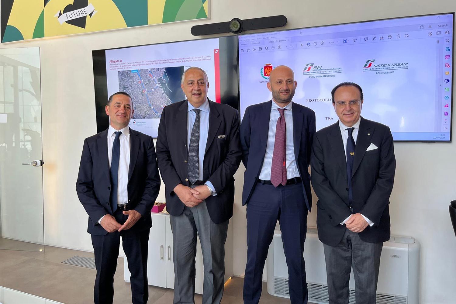 Da sinistra: Umberto Lebruto, AD e DG di FS Sistemi Urbani, Roberto Lagalla, Sindaco di Palermo, Gianpiero Strisciuglio, AD e DG di Rete Ferroviaria Italiana, Dario Lo Bosco, Presidente Rete Ferroviaria Italiana