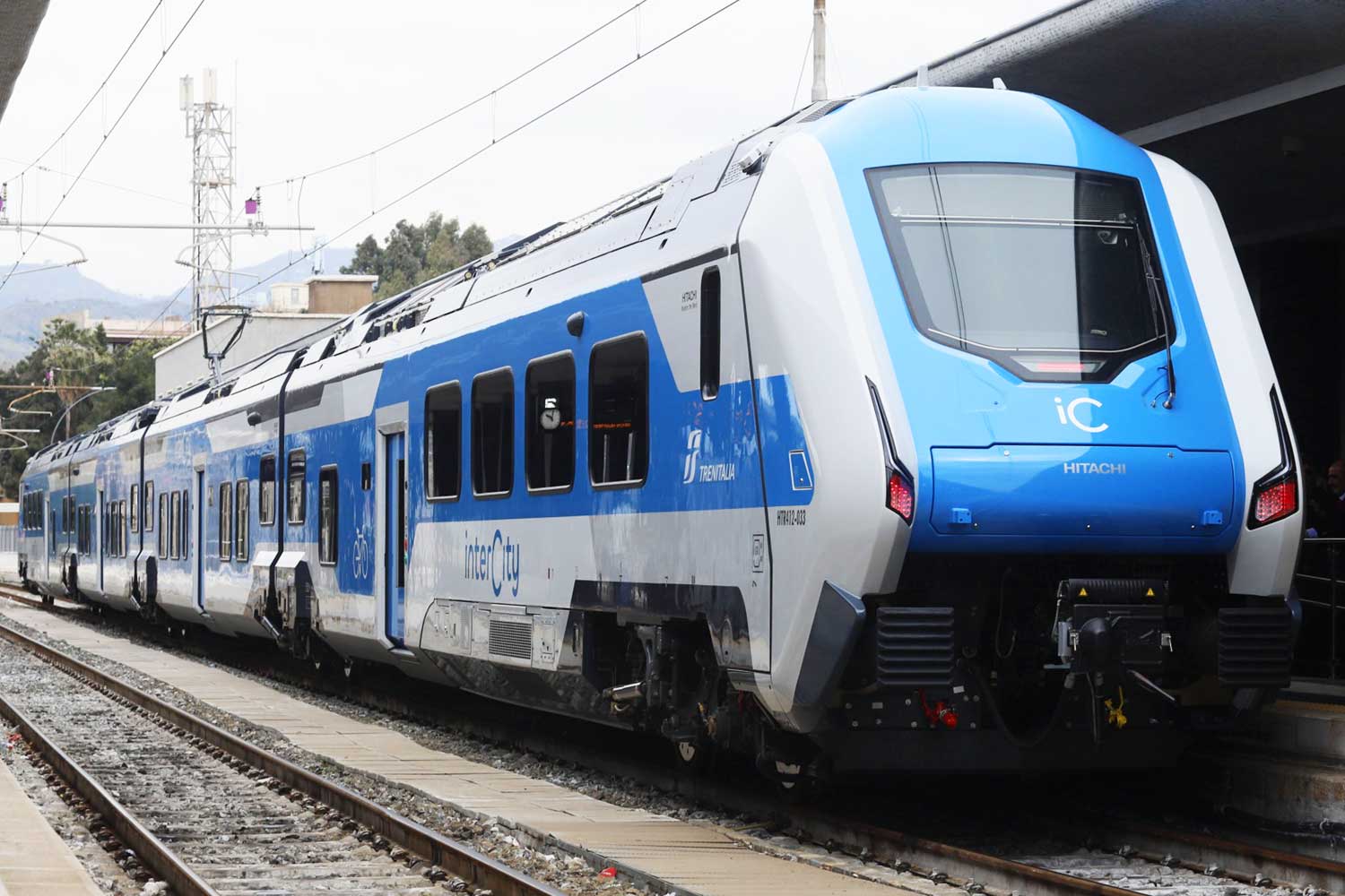 Nuovo Intercity ibrido di Trenitalia