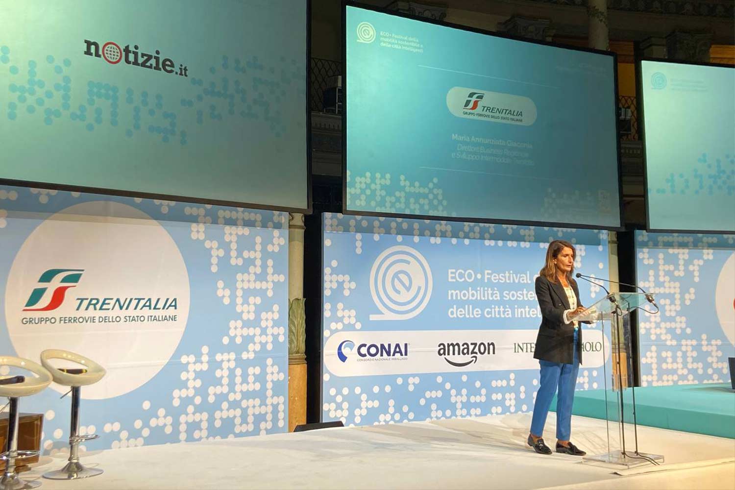 Maria Annunziata Giaconia, Direttore Business Regionale e Sviluppo Intermodale di Trenitalia e Don Remo Chiavarini, Responsabile Opera Romana Pellegrinaggi