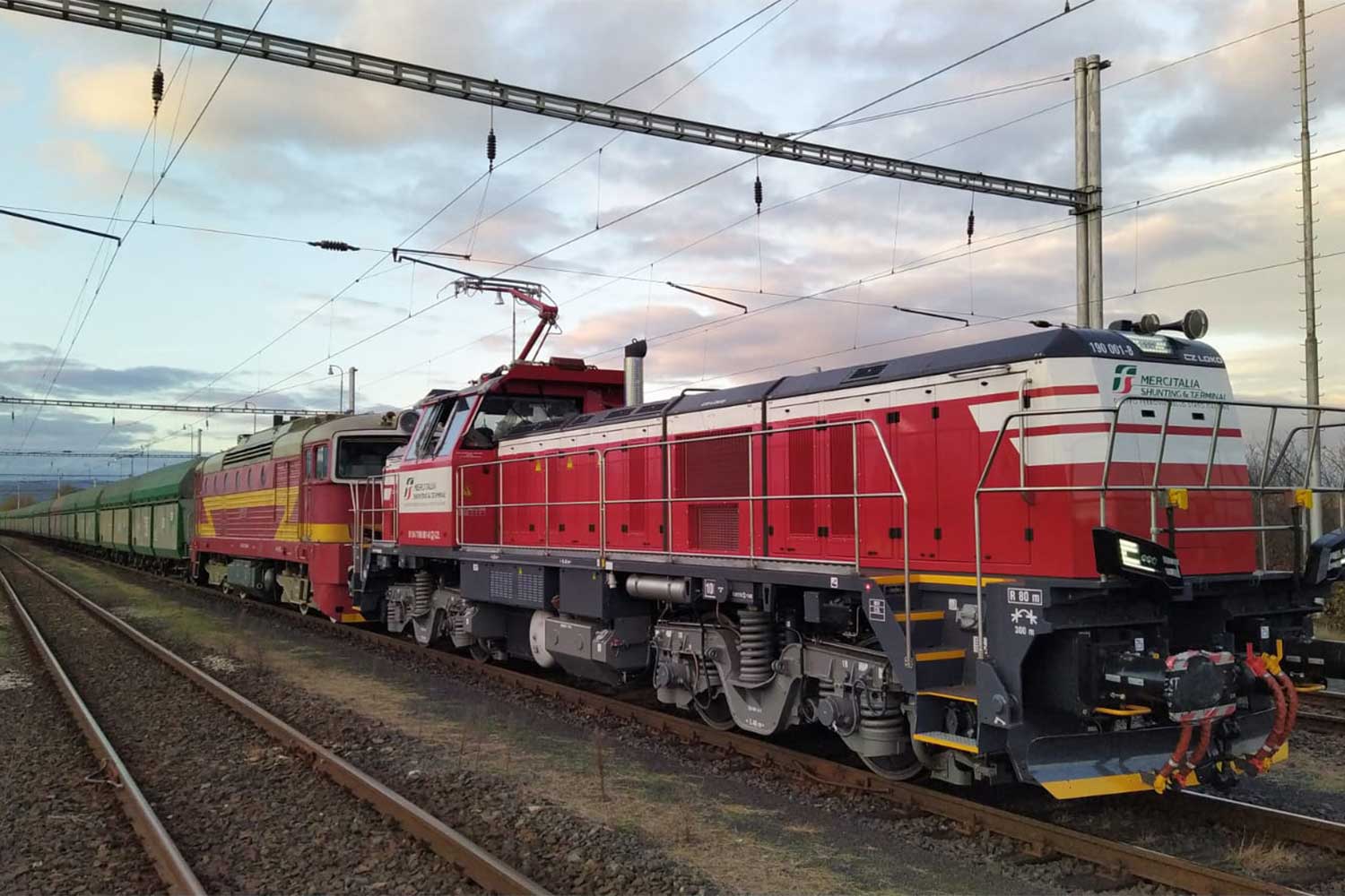 locomotive Dual Shunter 2000