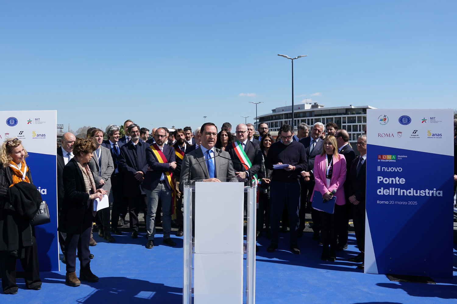 Il presidente di FS Tanzilli all'apertura del Ponte dell'Indistria